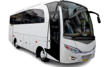 Medium Bus 30-35 Seat - Kawanjelajahtor-Sewa Mobil Gresik