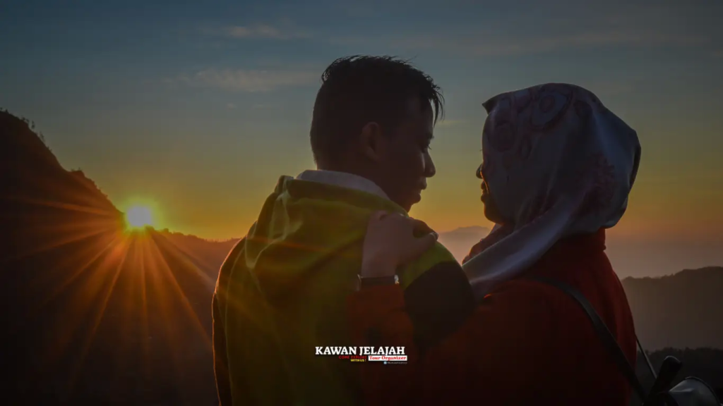 Sunrise dari Penanjakan Bromo - Dokumentasi Foto - Kawanjelajahtour