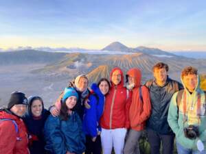 Sunrise bromo dari Bukit Perahu
